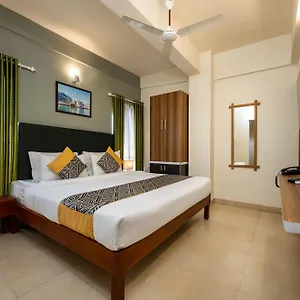 https://cj-grande-business-hotel.kerala-hotels.net